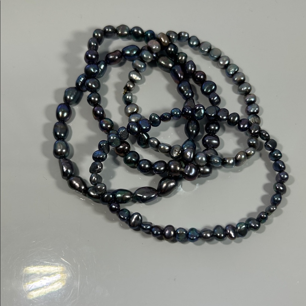 NWOT Set of 4 Black Freshwater Pearl Stretch Bracelets